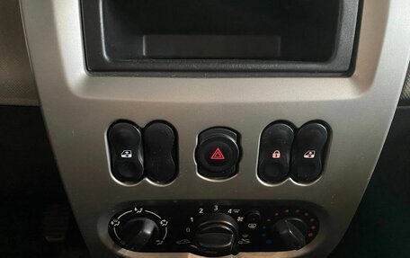 Renault Sandero I, 2012 год, 518 000 рублей, 14 фотография