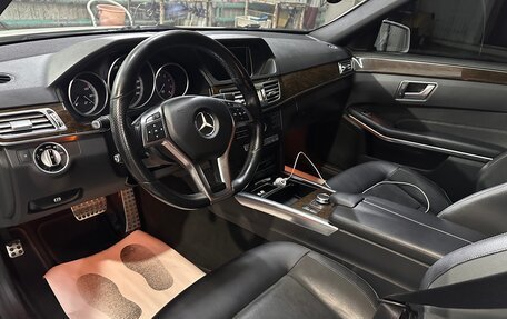 Mercedes-Benz E-Класс, 2015 год, 2 350 000 рублей, 5 фотография