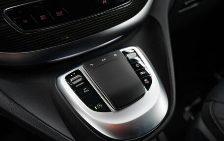 Mercedes-Benz V-Класс, 2021 год, 14 500 000 рублей, 20 фотография