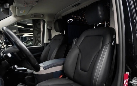 Mercedes-Benz V-Класс, 2021 год, 14 500 000 рублей, 21 фотография