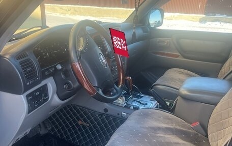 Toyota Land Cruiser 100 рестайлинг 2, 2003 год, 3 000 000 рублей, 5 фотография