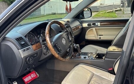 Volkswagen Touareg III, 2008 год, 985 000 рублей, 2 фотография