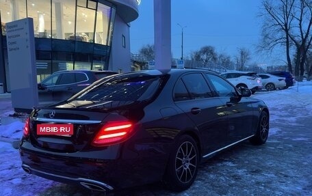 Mercedes-Benz E-Класс, 2016 год, 2 000 000 рублей, 2 фотография