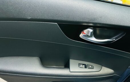 KIA Cerato IV, 2018 год, 1 900 000 рублей, 17 фотография