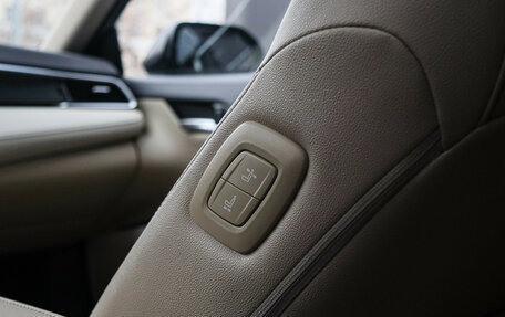 Toyota Camry, 2022 год, 3 770 000 рублей, 10 фотография