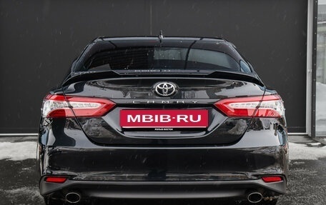 Toyota Camry, 2022 год, 3 770 000 рублей, 5 фотография