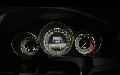 Mercedes-Benz E-Класс, 2013 год, 2 900 000 рублей, 16 фотография