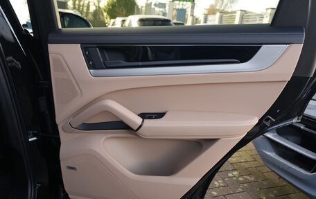 Porsche Cayenne III, 2026 год, 14 090 000 рублей, 19 фотография