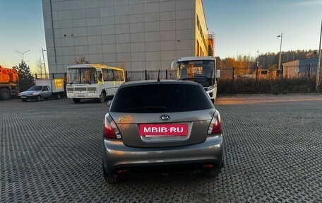 KIA Rio II, 2011 год, 700 000 рублей, 10 фотография