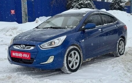 Hyundai Solaris II рестайлинг, 2013 год, 595 000 рублей, 6 фотография