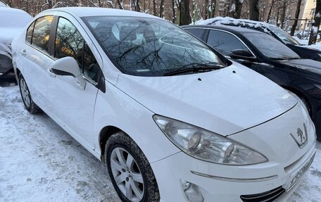 Peugeot 408 I рестайлинг, 2014 год, 600 000 рублей, 3 фотография