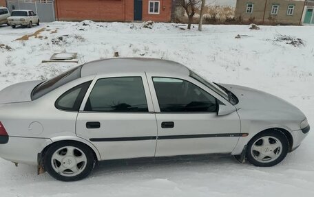 Opel Vectra B рестайлинг, 1998 год, 180 000 рублей, 3 фотография