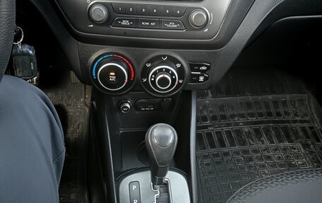 KIA Rio III рестайлинг, 2011 год, 905 000 рублей, 25 фотография