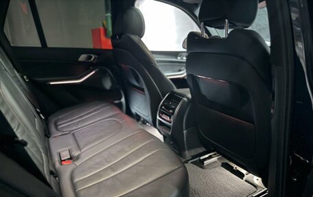 BMW X5, 2019 год, 5 900 000 рублей, 6 фотография