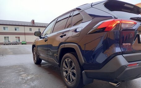 Toyota RAV4, 2022 год, 4 370 000 рублей, 3 фотография