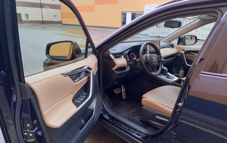 Toyota RAV4, 2022 год, 4 370 000 рублей, 6 фотография