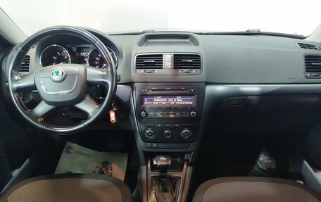 Skoda Yeti I рестайлинг, 2010 год, 800 000 рублей, 15 фотография