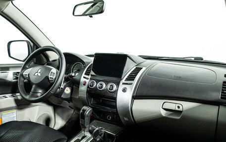 Mitsubishi Pajero Sport II рестайлинг, 2013 год, 1 399 585 рублей, 9 фотография