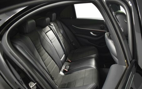 Mercedes-Benz E-Класс, 2016 год, 2 978 900 рублей, 7 фотография