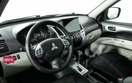 Mitsubishi Pajero Sport II рестайлинг, 2013 год, 1 399 585 рублей, 11 фотография
