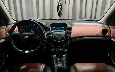 Chevrolet Cruze II, 2011 год, 619 888 рублей, 10 фотография