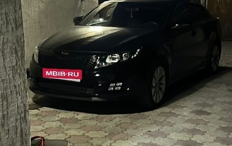 KIA K5 I рестайлинг, 2013 год, 650 000 рублей, 2 фотография