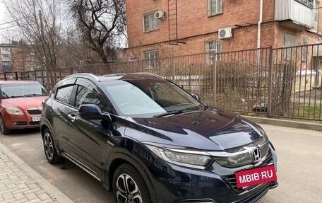 Honda Vezel, 2019 год, 1 780 000 рублей, 4 фотография