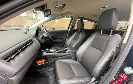 Honda Vezel, 2019 год, 1 780 000 рублей, 12 фотография