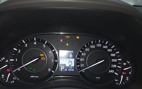 Nissan Patrol, 2012 год, 3 000 000 рублей, 16 фотография