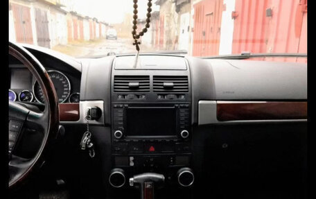 Volkswagen Touareg III, 2005 год, 620 000 рублей, 5 фотография