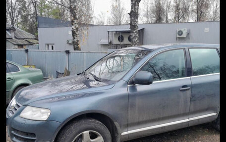 Volkswagen Touareg III, 2005 год, 620 000 рублей, 3 фотография