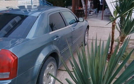 Chrysler 300C II, 2005 год, 550 000 рублей, 4 фотография