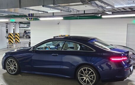 Mercedes-Benz E-Класс, 2021 год, 5 800 000 рублей, 9 фотография