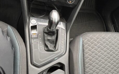 Volkswagen Tiguan II, 2019 год, 2 300 000 рублей, 7 фотография