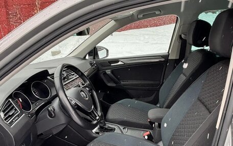 Volkswagen Tiguan II, 2019 год, 2 300 000 рублей, 11 фотография