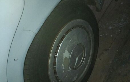 Mercedes-Benz 190 (W201), 1983 год, 120 000 рублей, 3 фотография