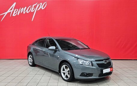 Chevrolet Cruze II, 2009 год, 857 000 рублей, 7 фотография