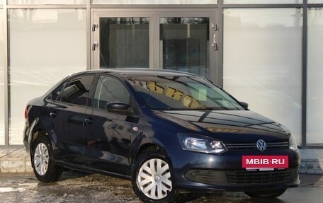 Volkswagen Polo VI (EU Market), 2011 год, 670 000 рублей, 2 фотография