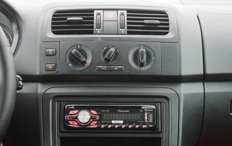 Skoda Fabia II, 2012 год, 699 000 рублей, 10 фотография