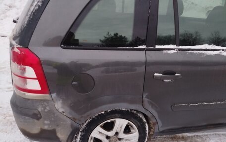 Opel Zafira B, 2008 год, 390 000 рублей, 7 фотография