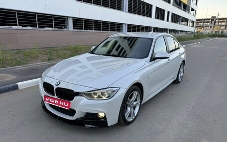 BMW 3 серия, 2013 год, 1 400 000 рублей, 1 фотография