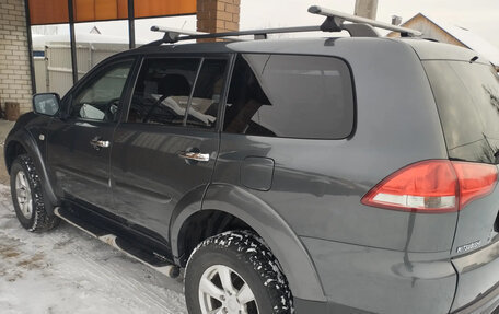 Mitsubishi Pajero Sport II рестайлинг, 2014 год, 1 950 000 рублей, 2 фотография