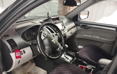 Mitsubishi Pajero Sport II рестайлинг, 2014 год, 1 950 000 рублей, 6 фотография