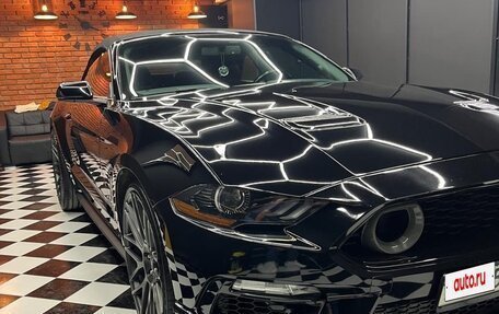 Ford Mustang VI рестайлинг, 2020 год, 3 050 000 рублей, 3 фотография