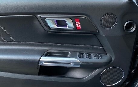Ford Mustang VI рестайлинг, 2020 год, 3 050 000 рублей, 9 фотография