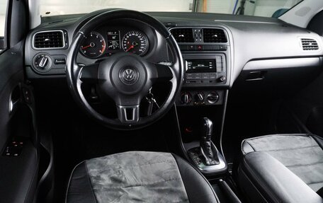 Volkswagen Polo VI (EU Market), 2011 год, 769 000 рублей, 6 фотография