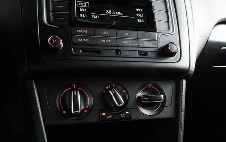 Volkswagen Polo VI (EU Market), 2011 год, 769 000 рублей, 15 фотография