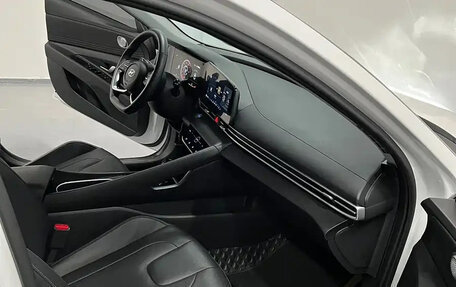 Hyundai Elantra, 2022 год, 1 400 888 рублей, 16 фотография