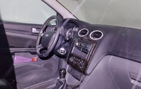 Ford Focus II рестайлинг, 2006 год, 320 000 рублей, 3 фотография