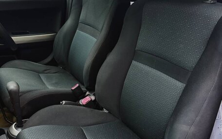 Toyota Ist II, 2005 год, 380 000 рублей, 3 фотография